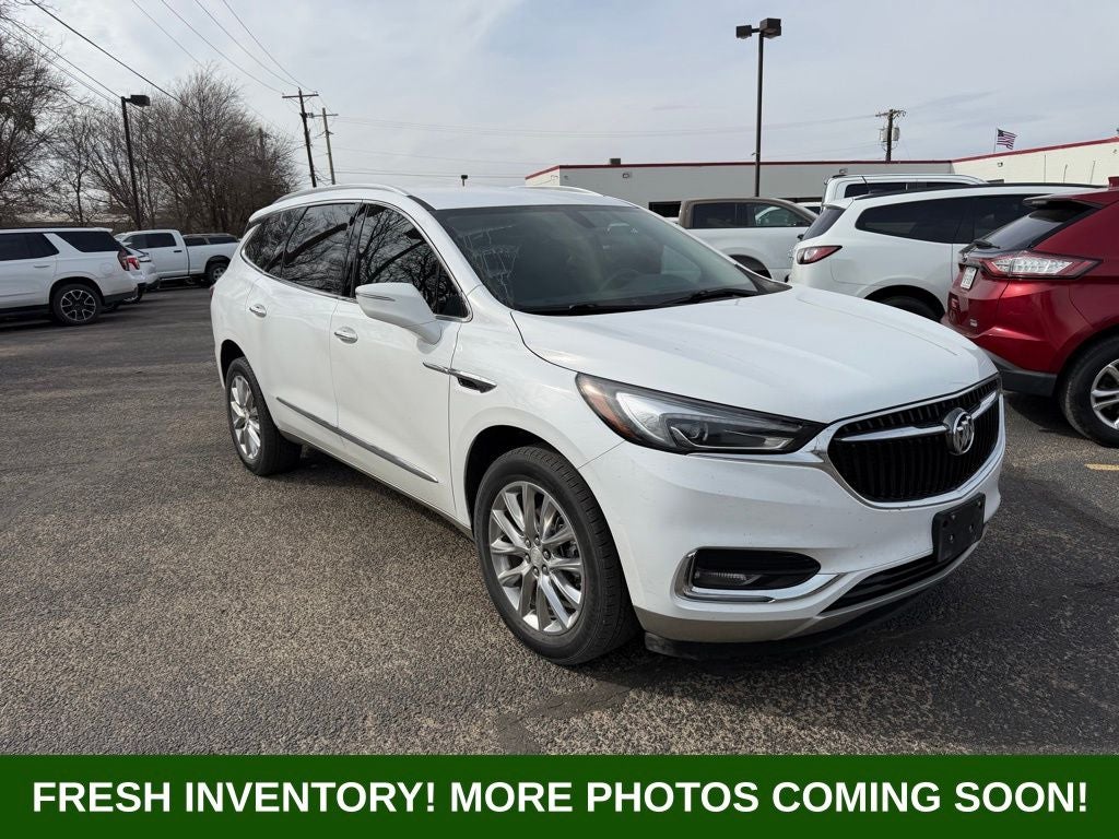 2020 Buick Enclave Essence