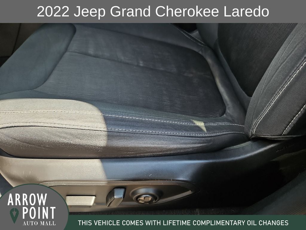 2022 Jeep Grand Cherokee Laredo