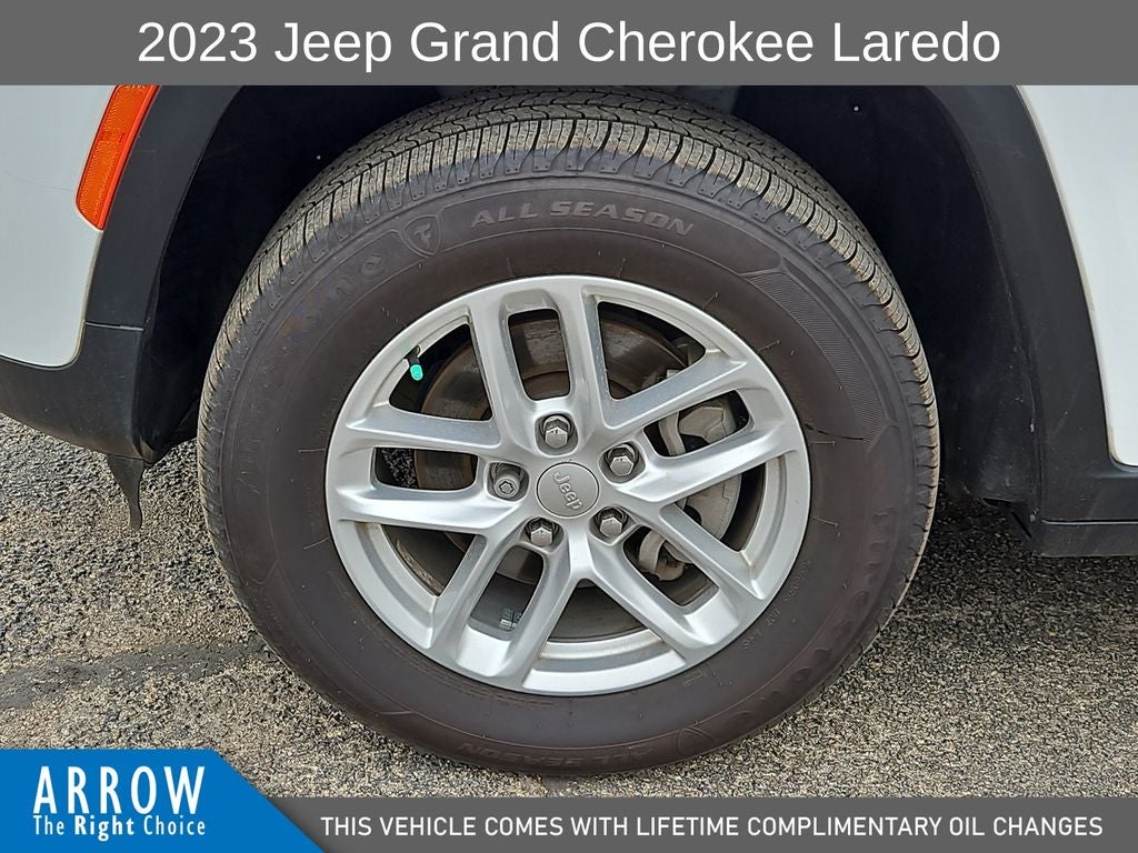 2023 Jeep Grand Cherokee Laredo
