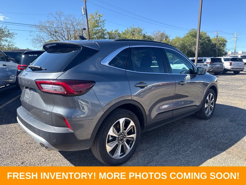 2025 Ford Escape Platinum