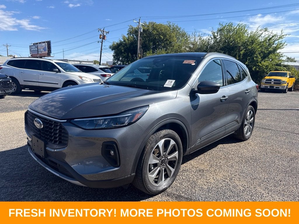 2025 Ford Escape Platinum