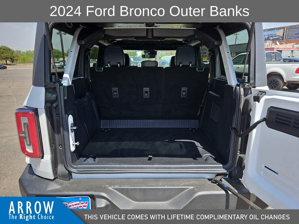 2024 Ford Bronco Outer Banks