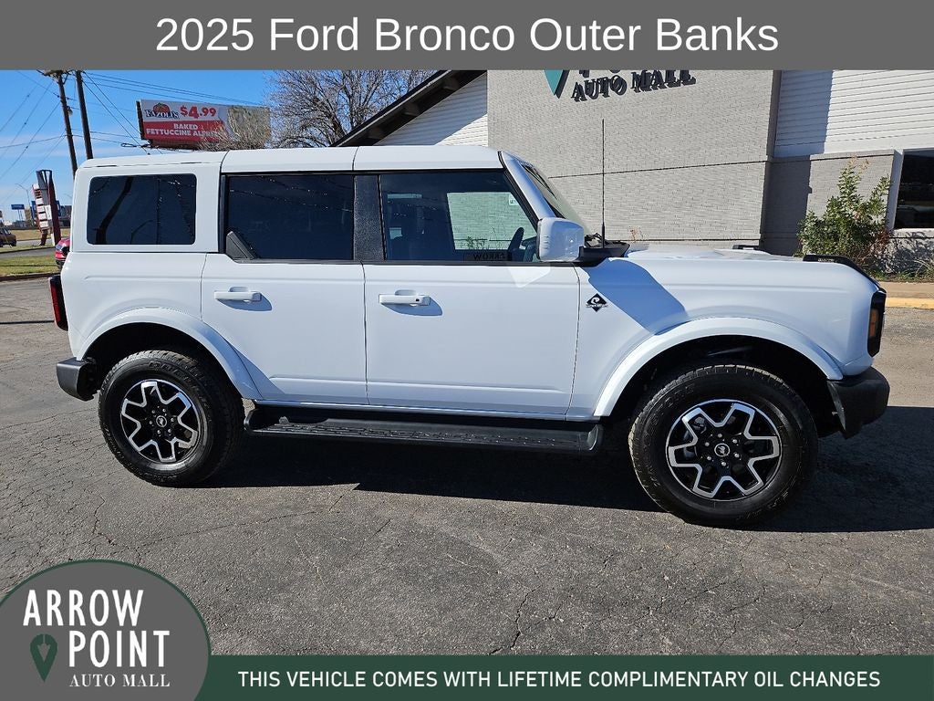 2025 Ford Bronco Outer Banks