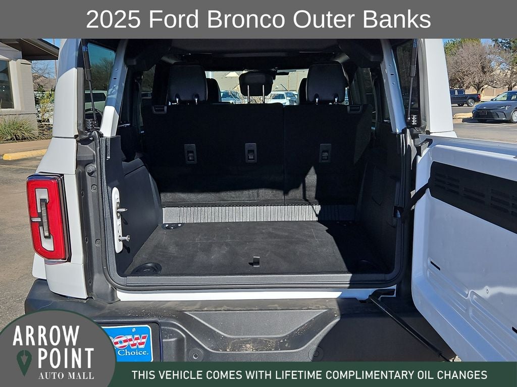 2025 Ford Bronco Outer Banks