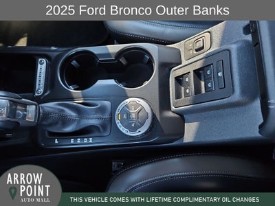 2025 Ford Bronco Outer Banks
