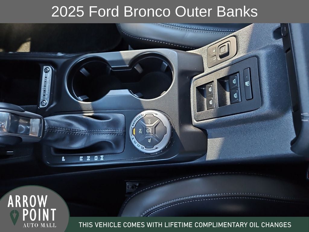 2025 Ford Bronco Outer Banks
