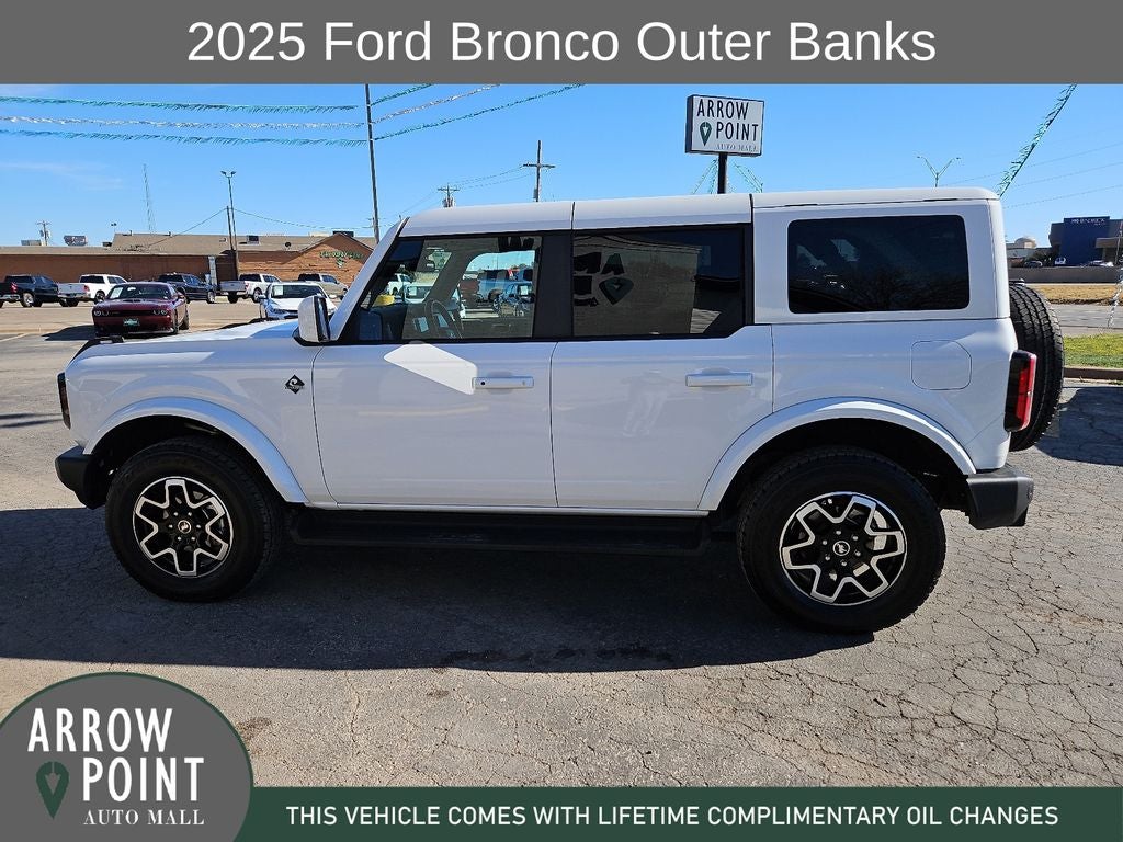 2025 Ford Bronco Outer Banks