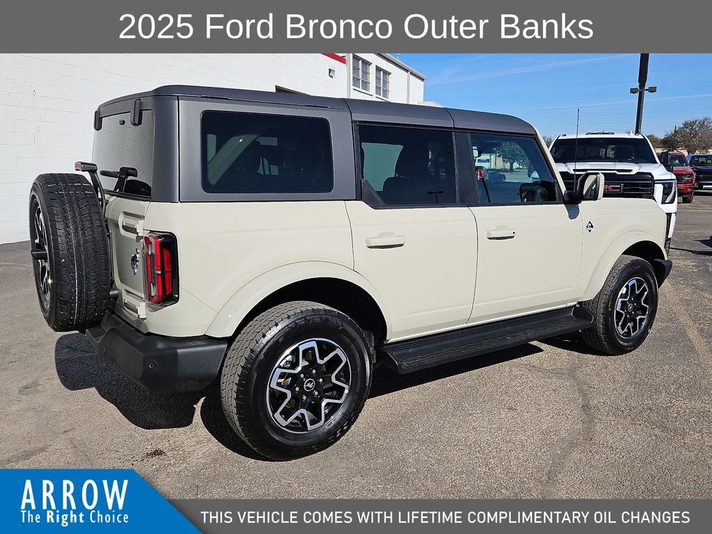 2025 Ford Bronco Outer Banks
