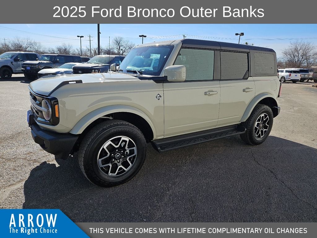 2025 Ford Bronco Outer Banks