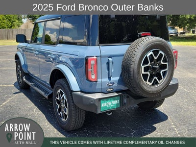 2025 Ford Bronco Outer Banks