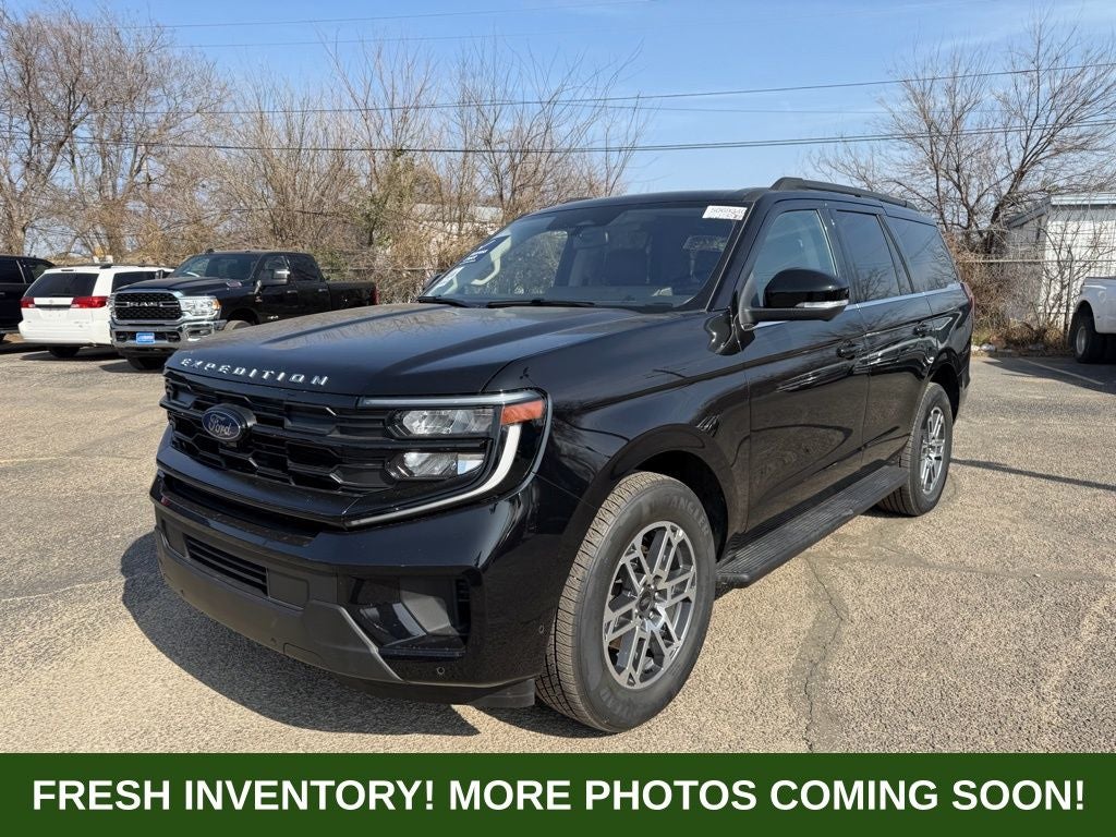 2025 Ford Expedition Active