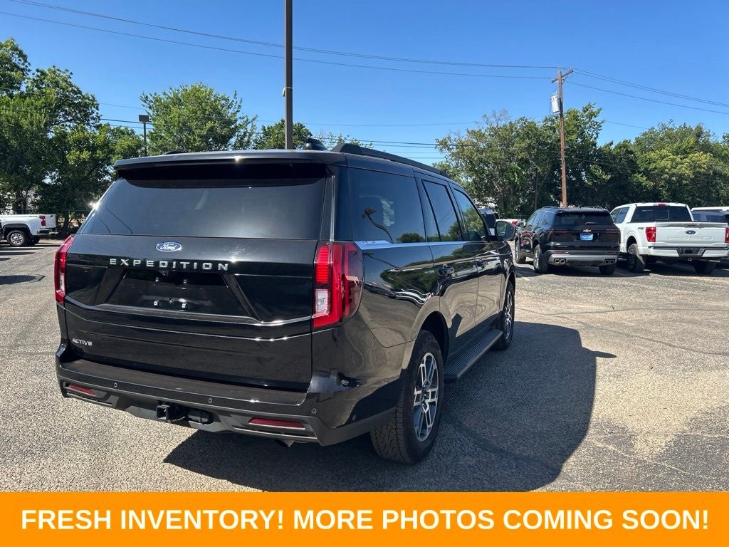 2025 Ford Expedition Active