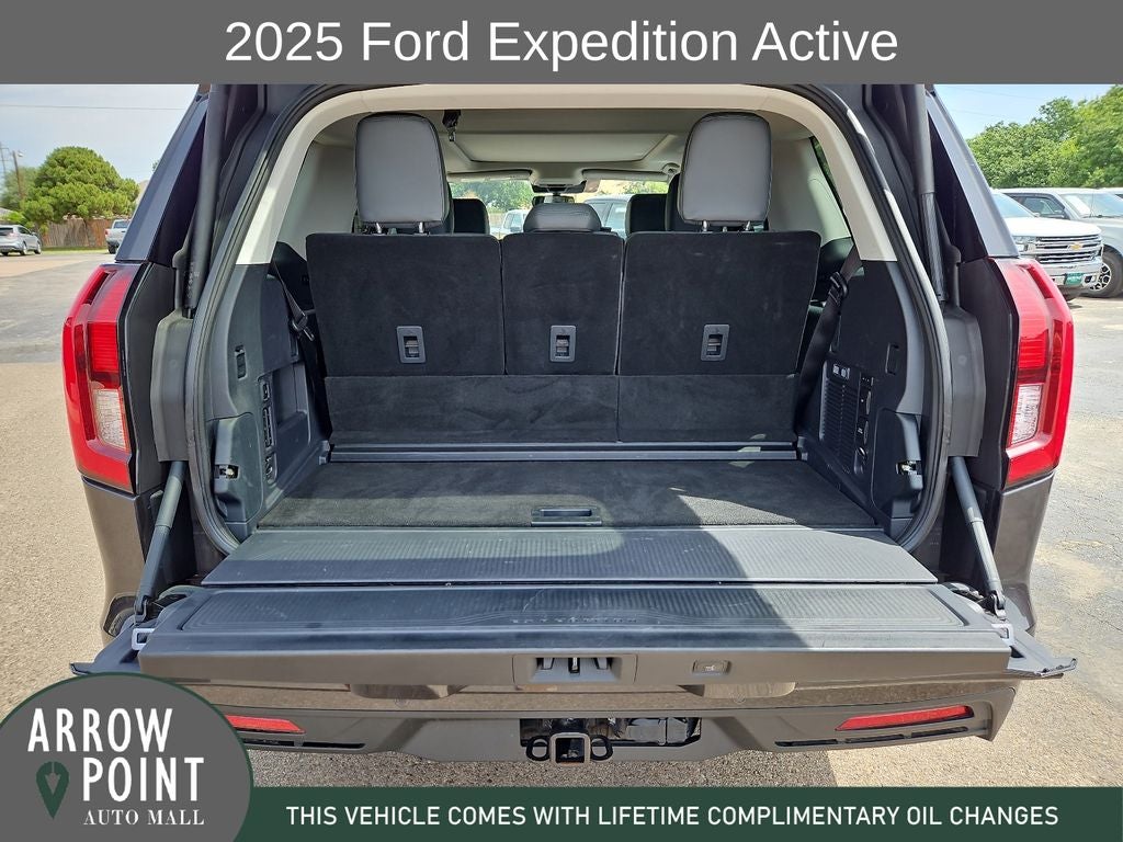 2025 Ford Expedition Active
