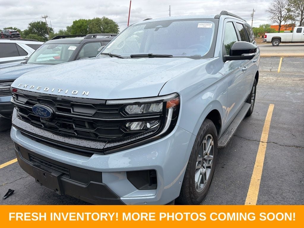 2025 Ford Expedition Active