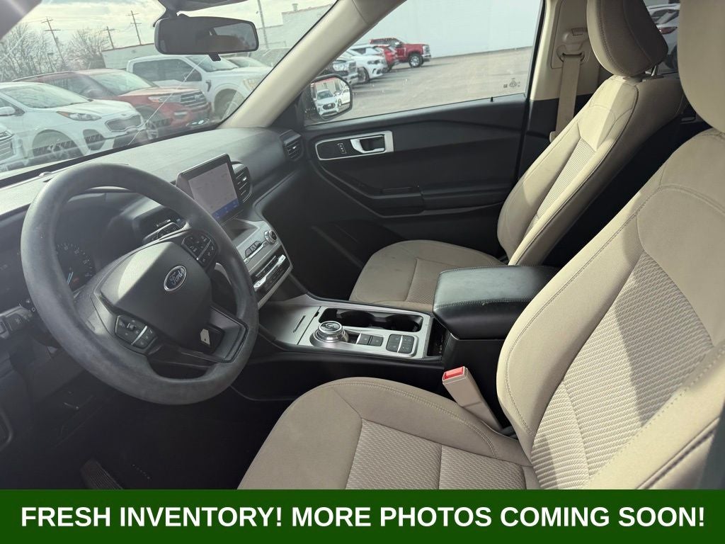 2020 Ford Explorer Base