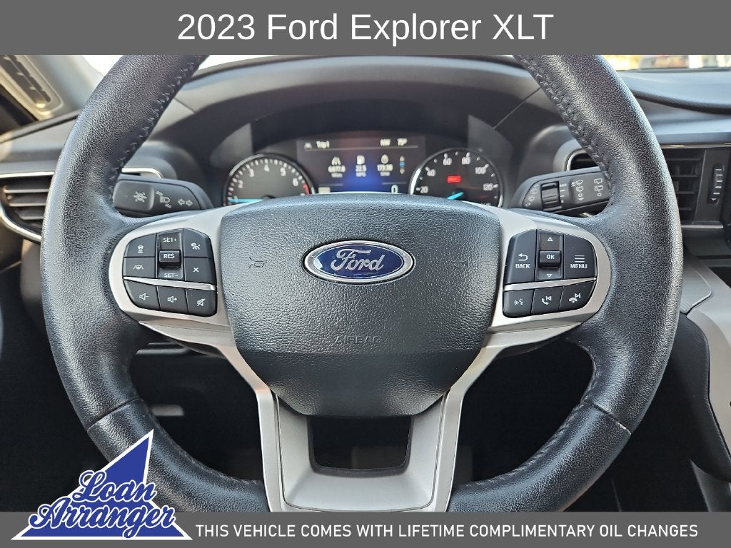 2023 Ford Explorer XLT
