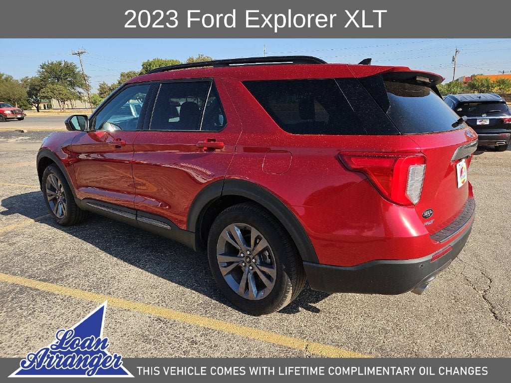 2023 Ford Explorer XLT