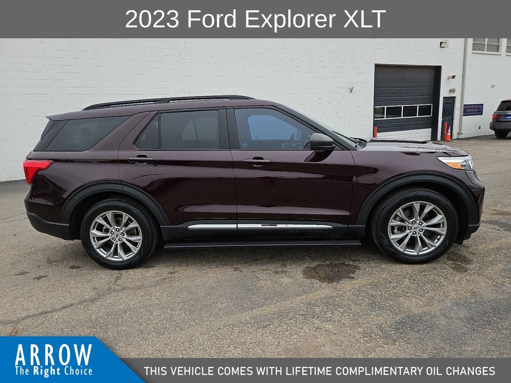2023 Ford Explorer XLT