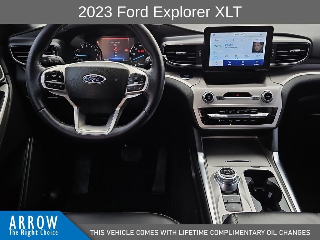 2023 Ford Explorer XLT