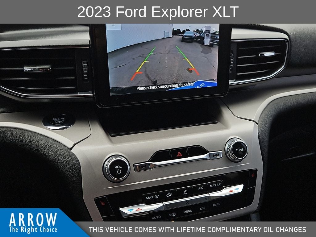 2023 Ford Explorer XLT