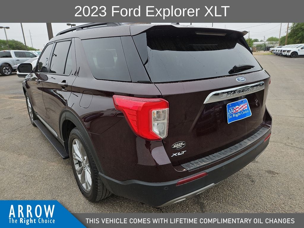 2023 Ford Explorer XLT