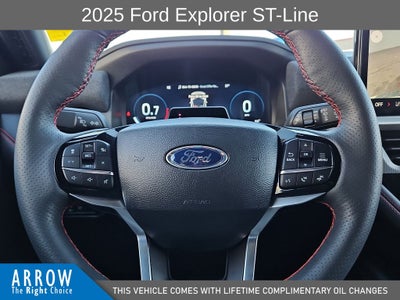 2025 Ford Explorer ST-Line