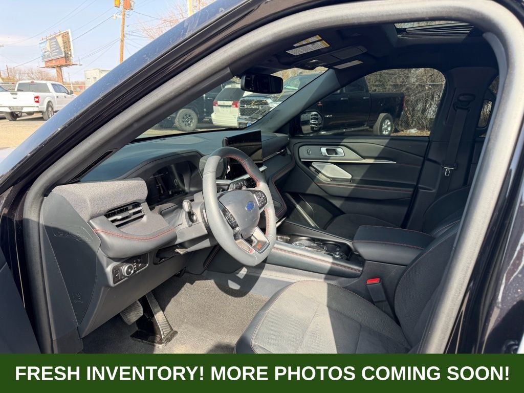 2025 Ford Explorer ST
