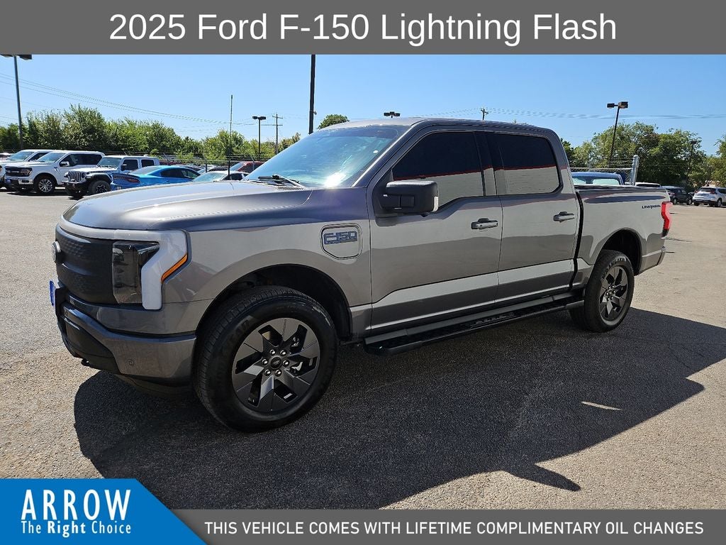 2025 Ford F-150 Lightning Flash