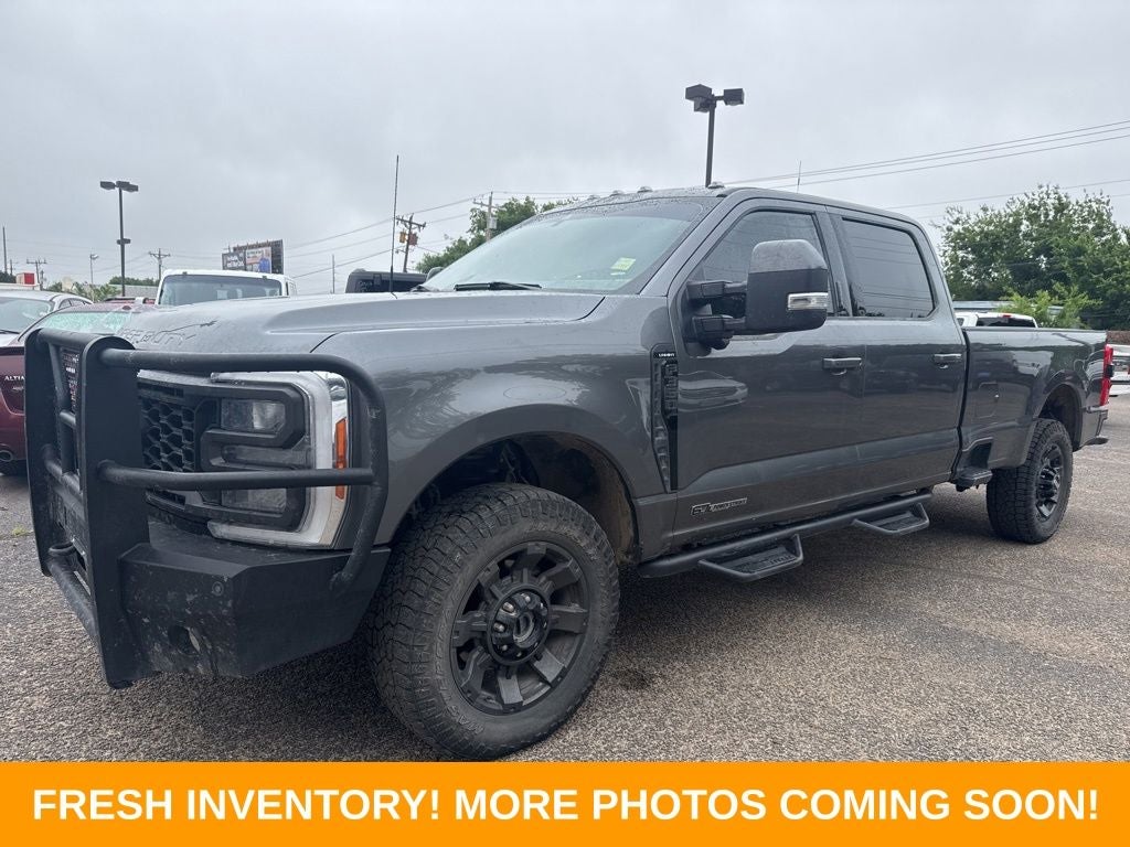 2023 Ford F-350SD Lariat