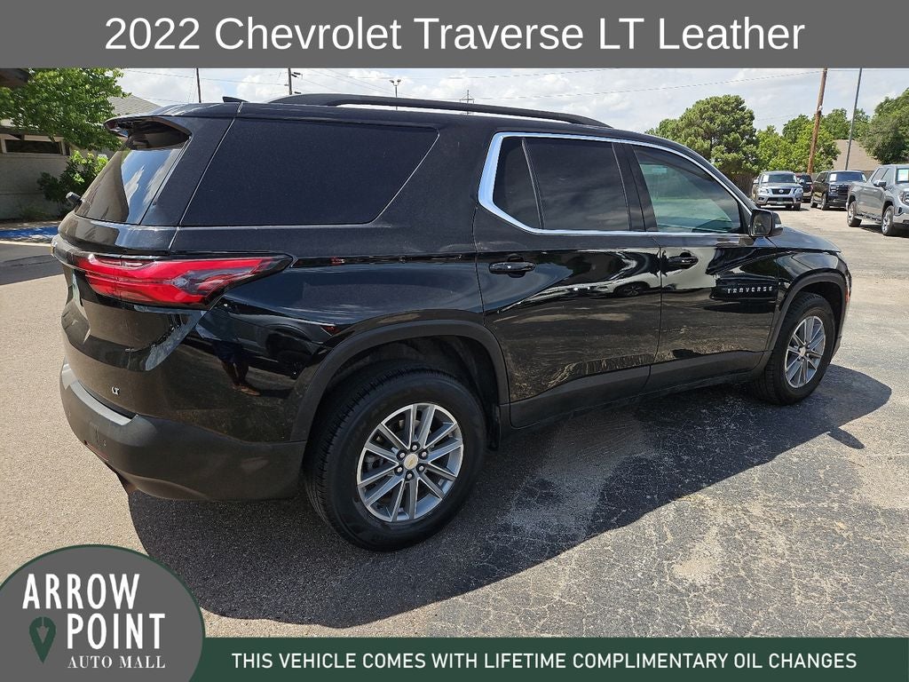 2022 Chevrolet Traverse LT Leather