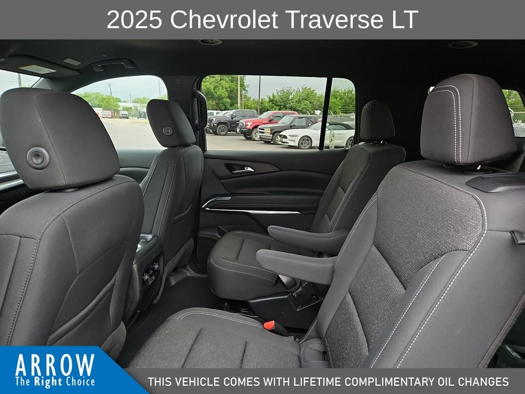 2025 Chevrolet Traverse LT 2LT