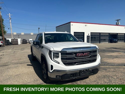 2025 GMC Sierra 1500 SLT