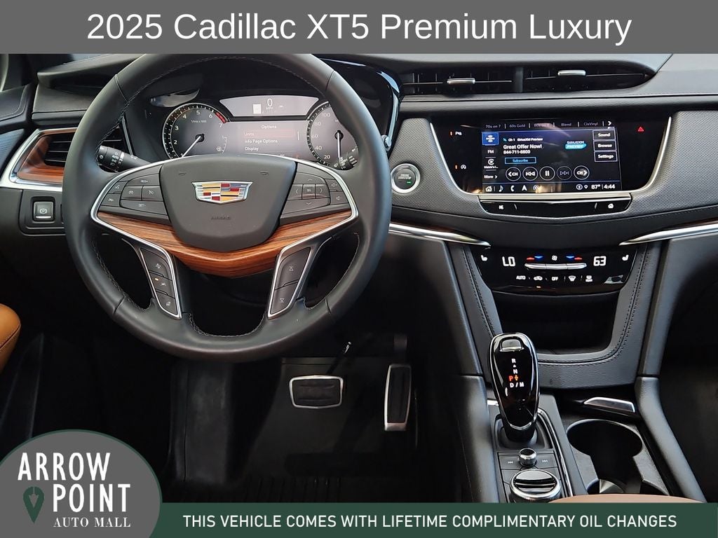 2025 Cadillac XT5 Premium Luxury