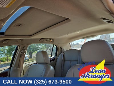 2005 Lincoln Town Car Signature Limited