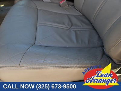 2005 Lincoln Town Car Signature Limited