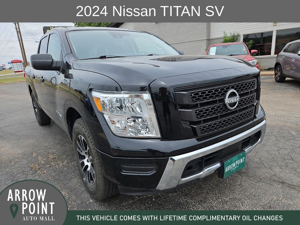 2024 Nissan Titan SV