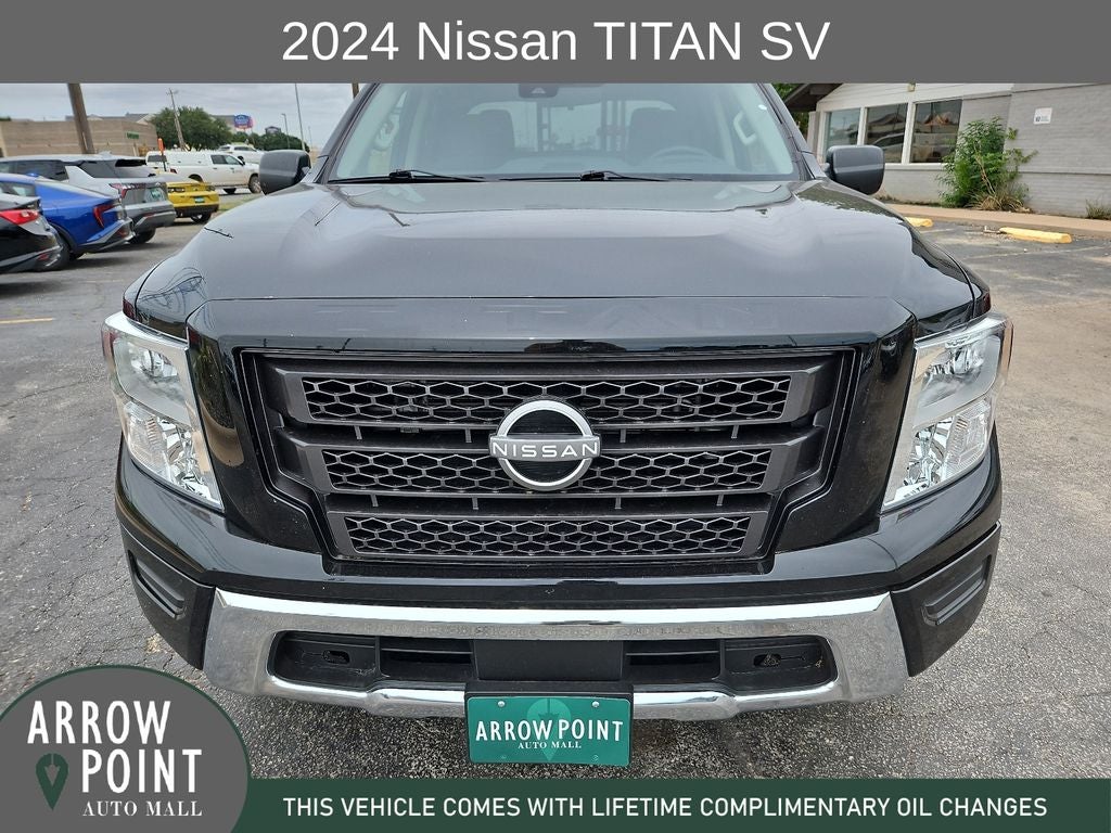 2024 Nissan Titan SV