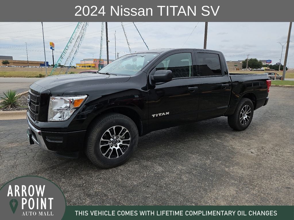 2024 Nissan Titan SV