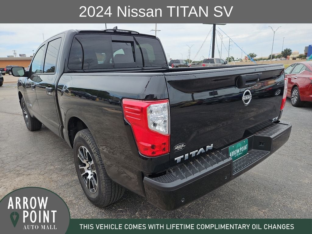 2024 Nissan Titan SV