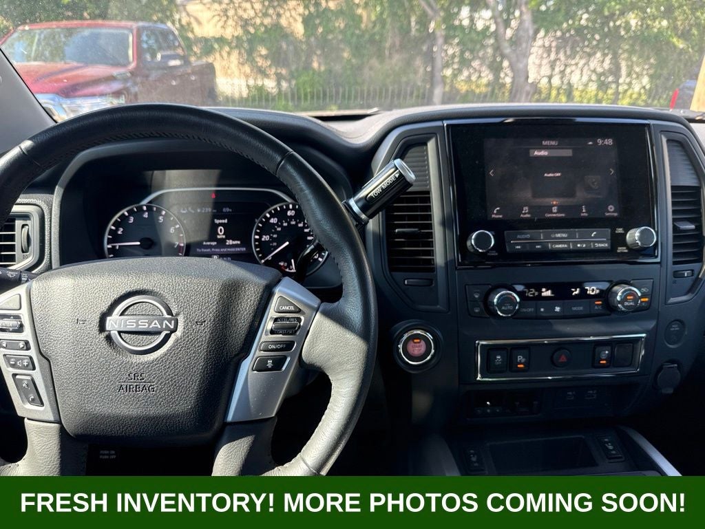 2024 Nissan Titan SV