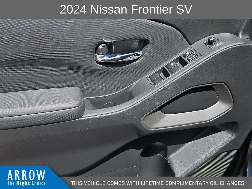 2024 Nissan Frontier SV