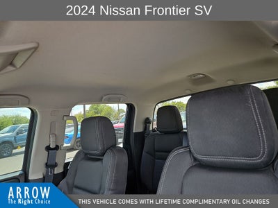 2024 Nissan Frontier SV