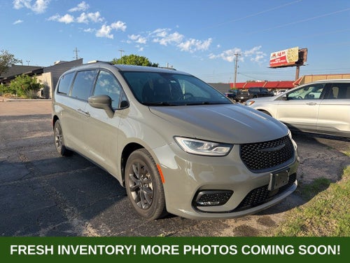 2021 Chrysler Pacifica Touring