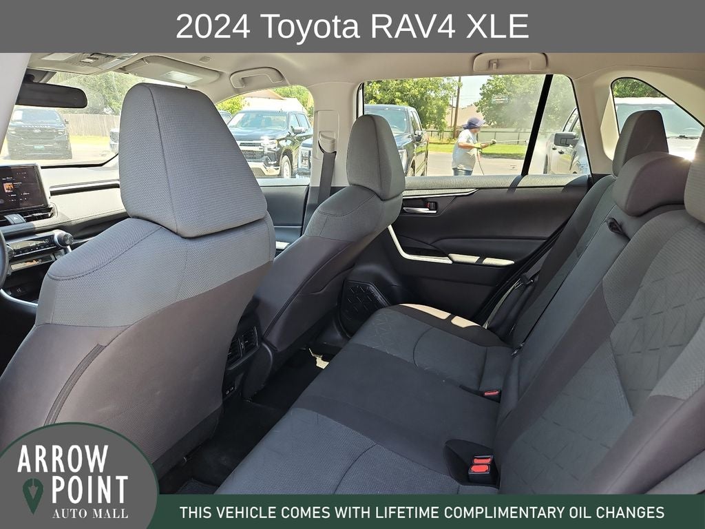 2024 Toyota RAV4 XLE