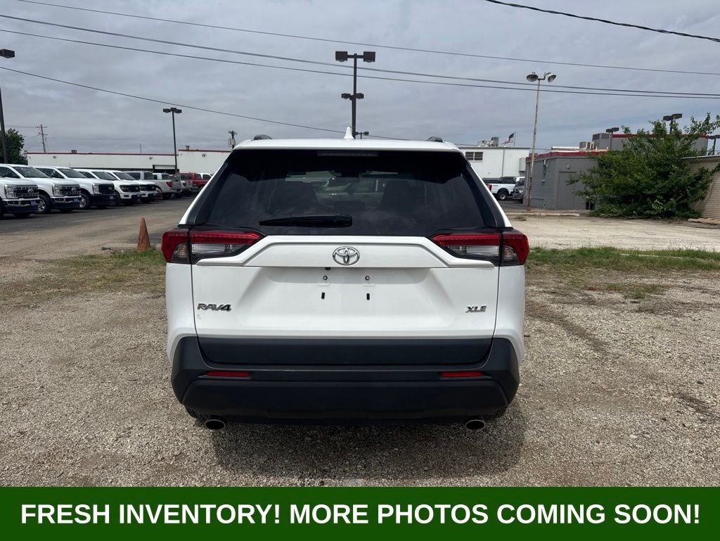 2024 Toyota RAV4 XLE