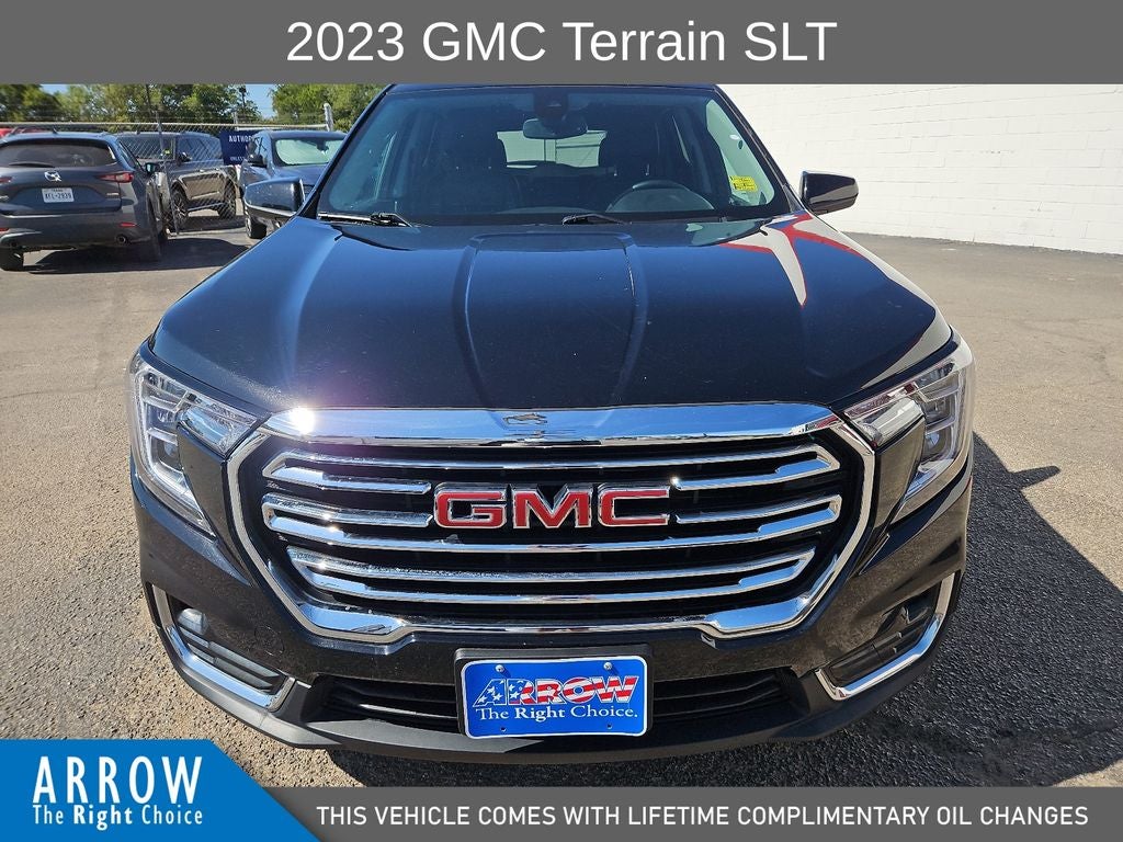2023 GMC Terrain SLT