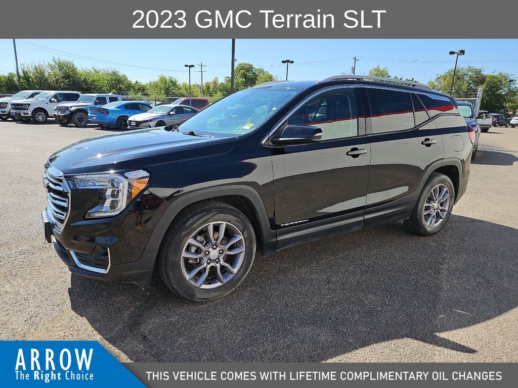 2023 GMC Terrain SLT