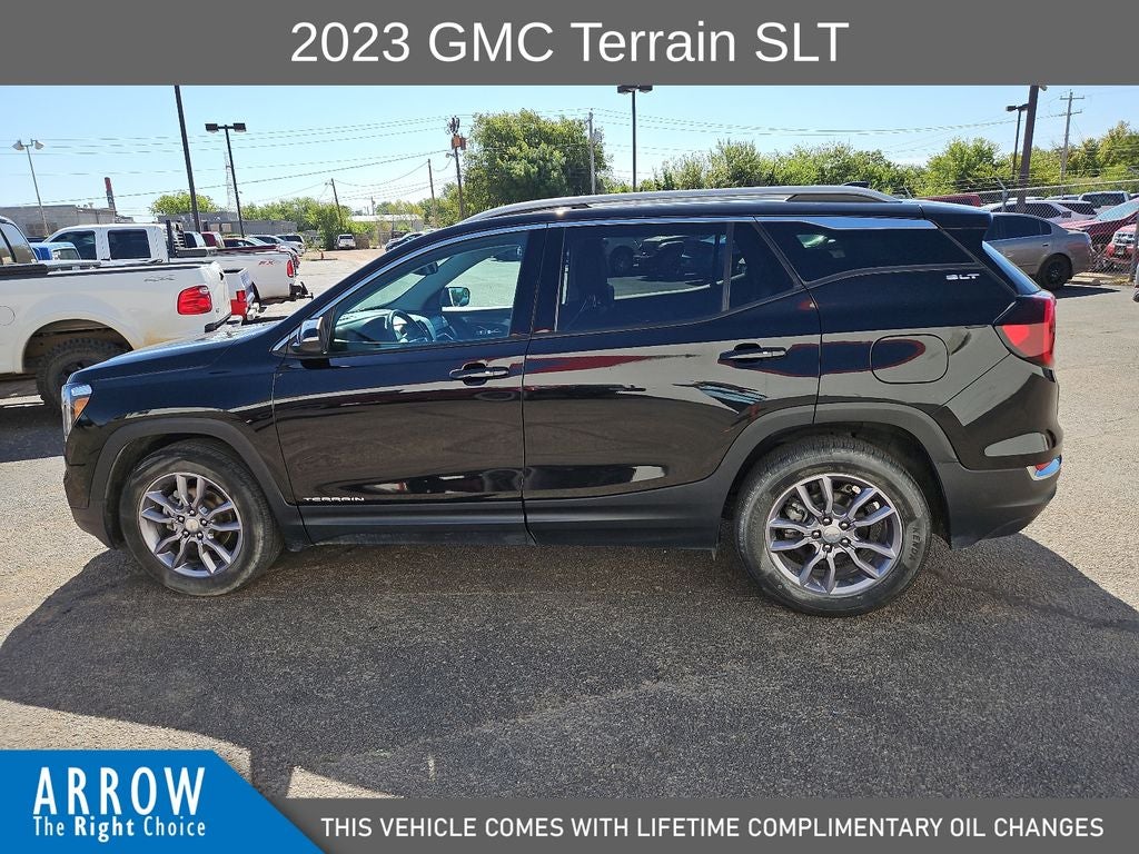2023 GMC Terrain SLT