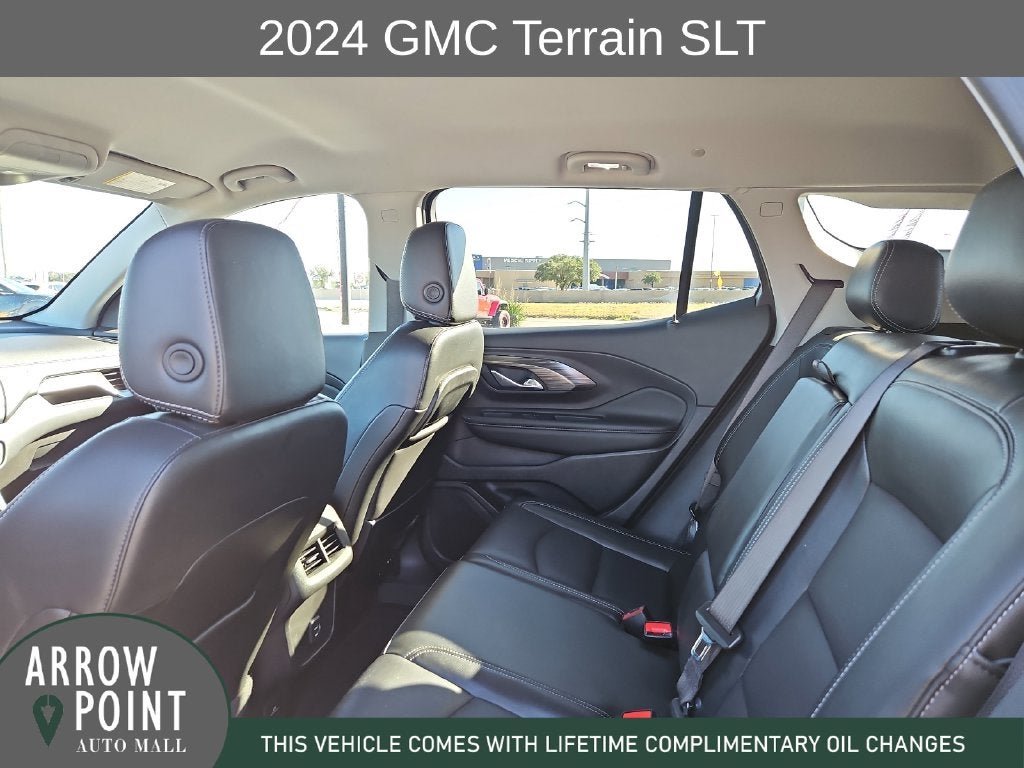 2024 GMC Terrain SLT