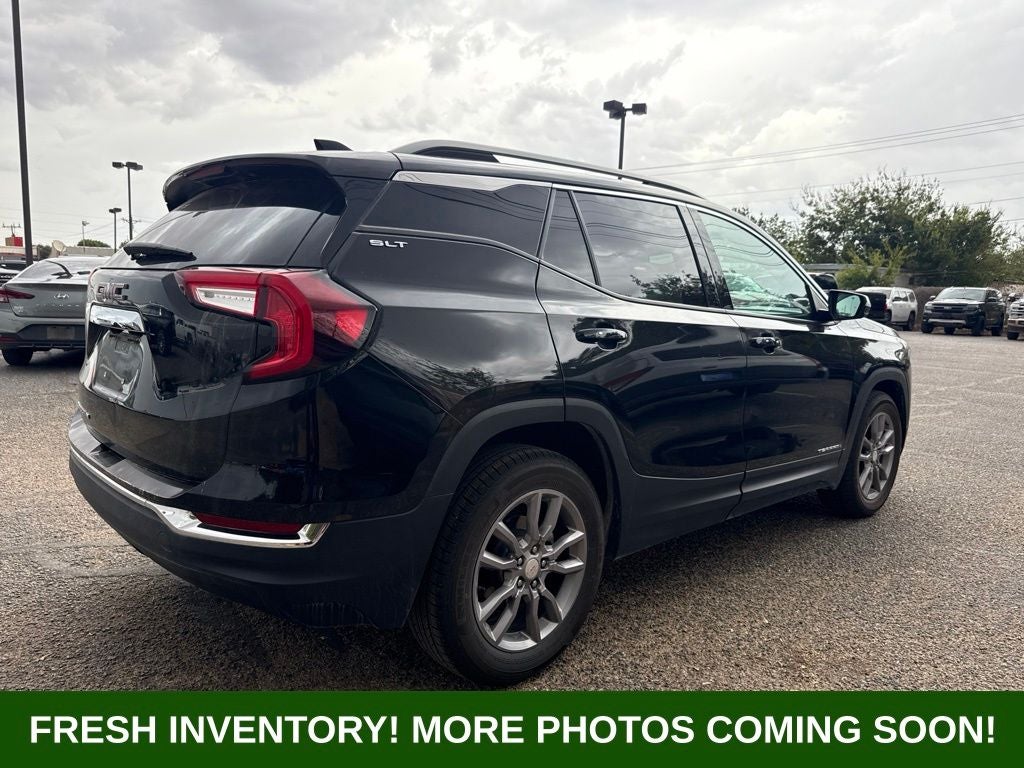 2024 GMC Terrain SLT